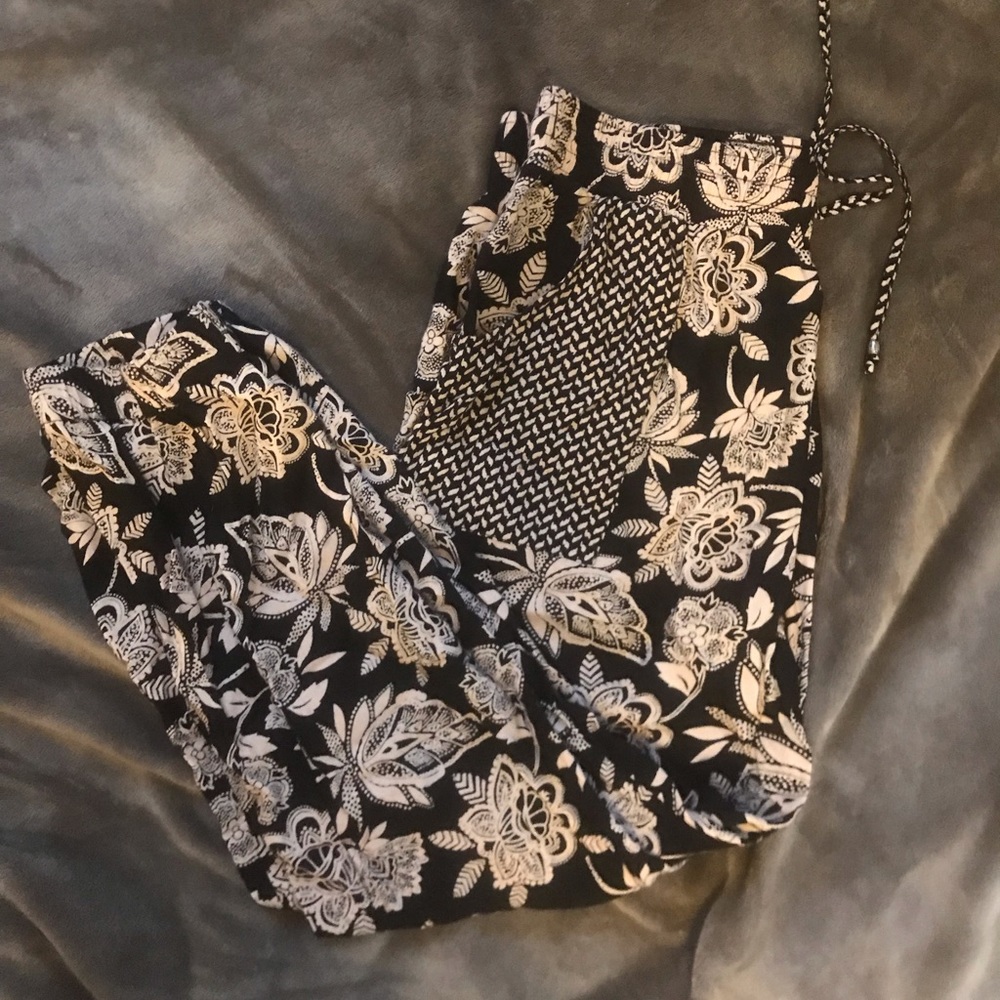 American Eagle Joggers